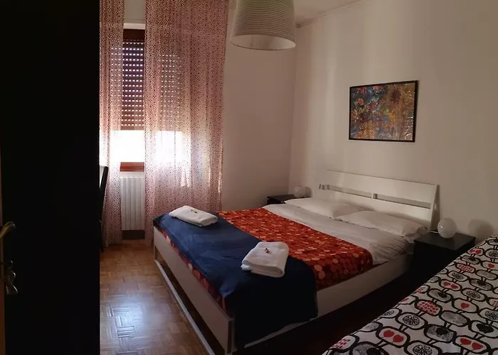 Bed & Breakfast Colombo 3*